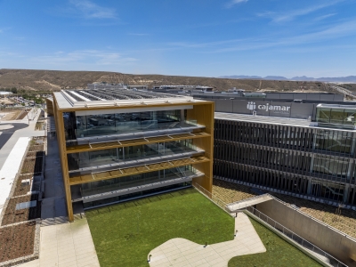 Grupo Cajamar pone en marcha un programa para favorecer la accesibilidad de todos sus puntos de atenci&oacute;n al cliente