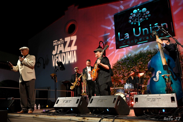 La música de Troupers Swing Band clausura Montijazz 2023 en la Cooperativa La Unión
